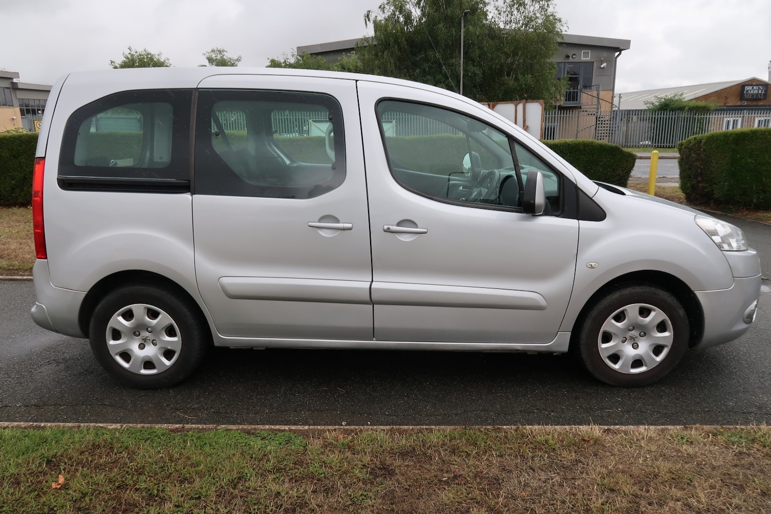Used Peugeot Partner Tepee 2011 for sale - 77258596: Photo 17