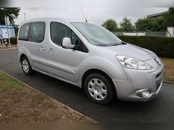 Used Peugeot Partner Tepee 2011 for sale - 77258596: Photo