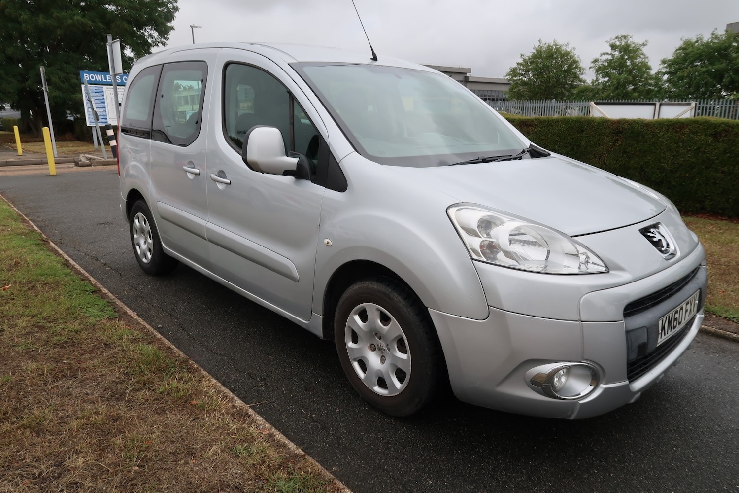 Used Peugeot Partner Tepee 2011 for sale - 77258596: Photo 2