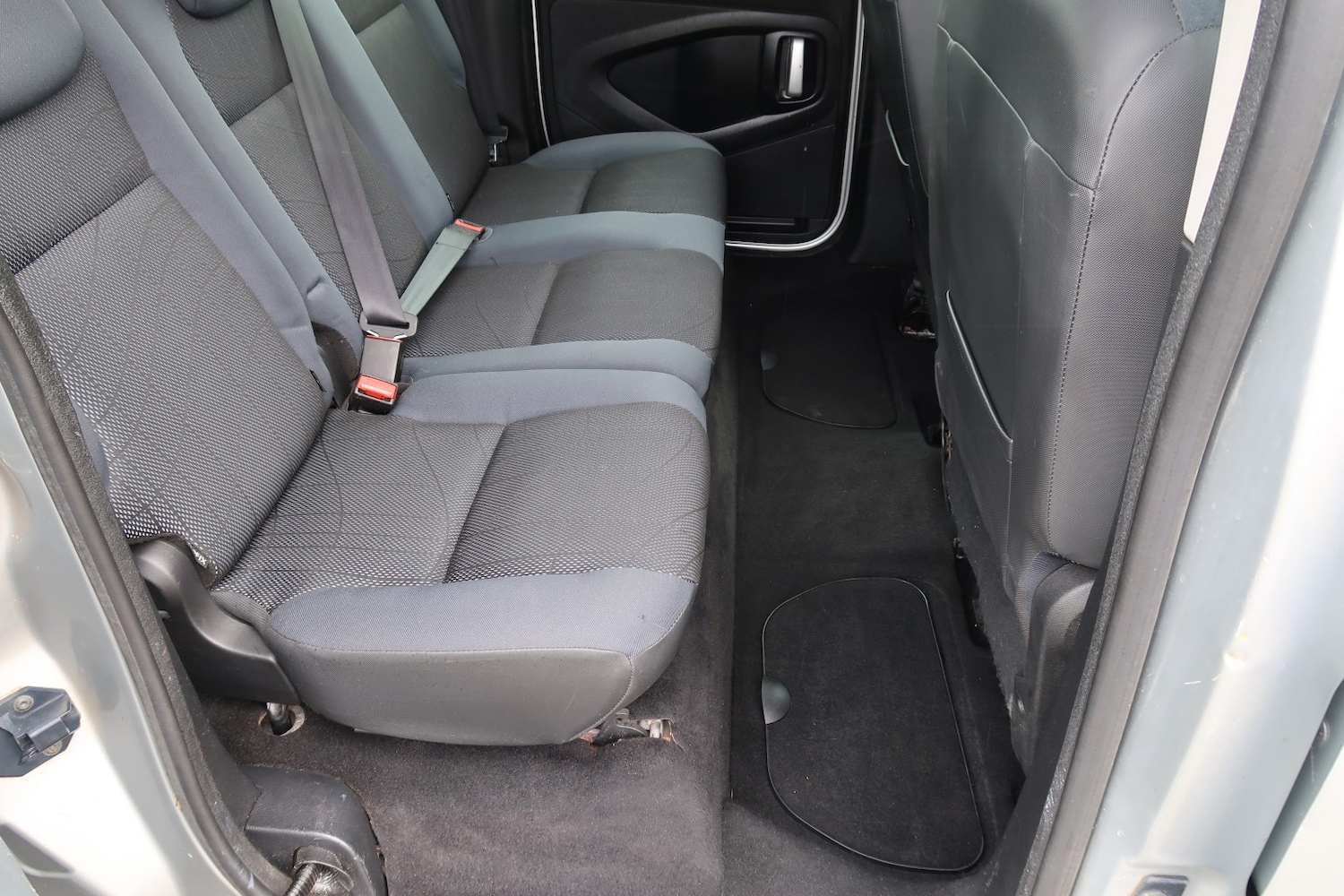 Used Peugeot Partner Tepee 2011 for sale - 77258596: Photo 31