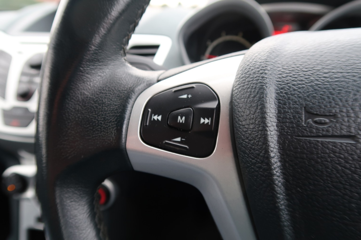 Used Ford Fiesta 2009 for sale - 77258597: Photo 49