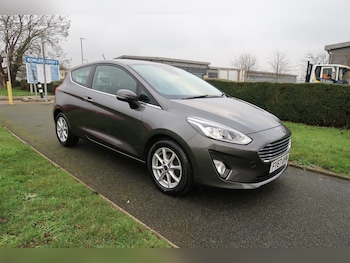 Used Ford Fiesta 2017 for sale - 77370659: Photo