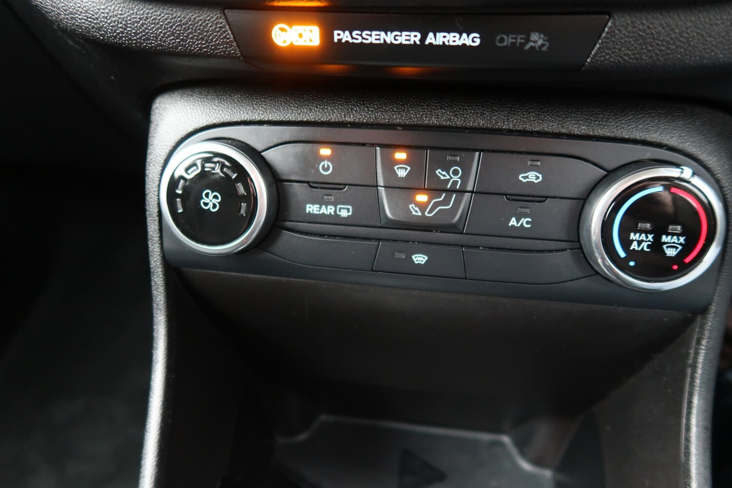 Used Ford Fiesta 2017 for sale - 77370659: Photo 38