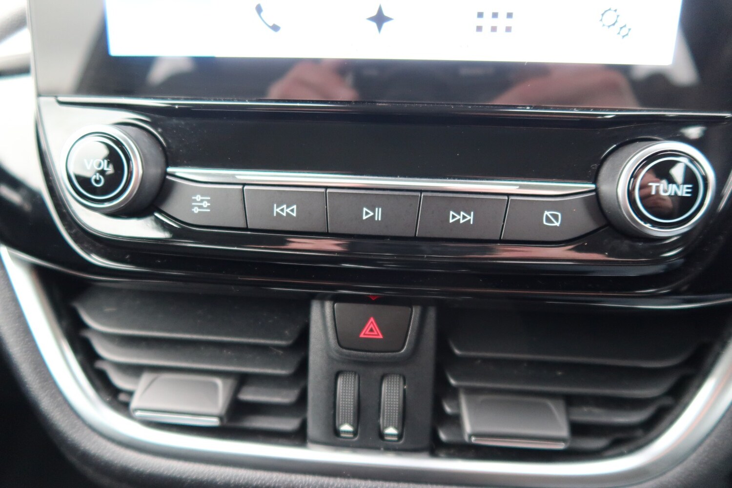 Used Ford Fiesta 2017 for sale - 77370659: Photo 39