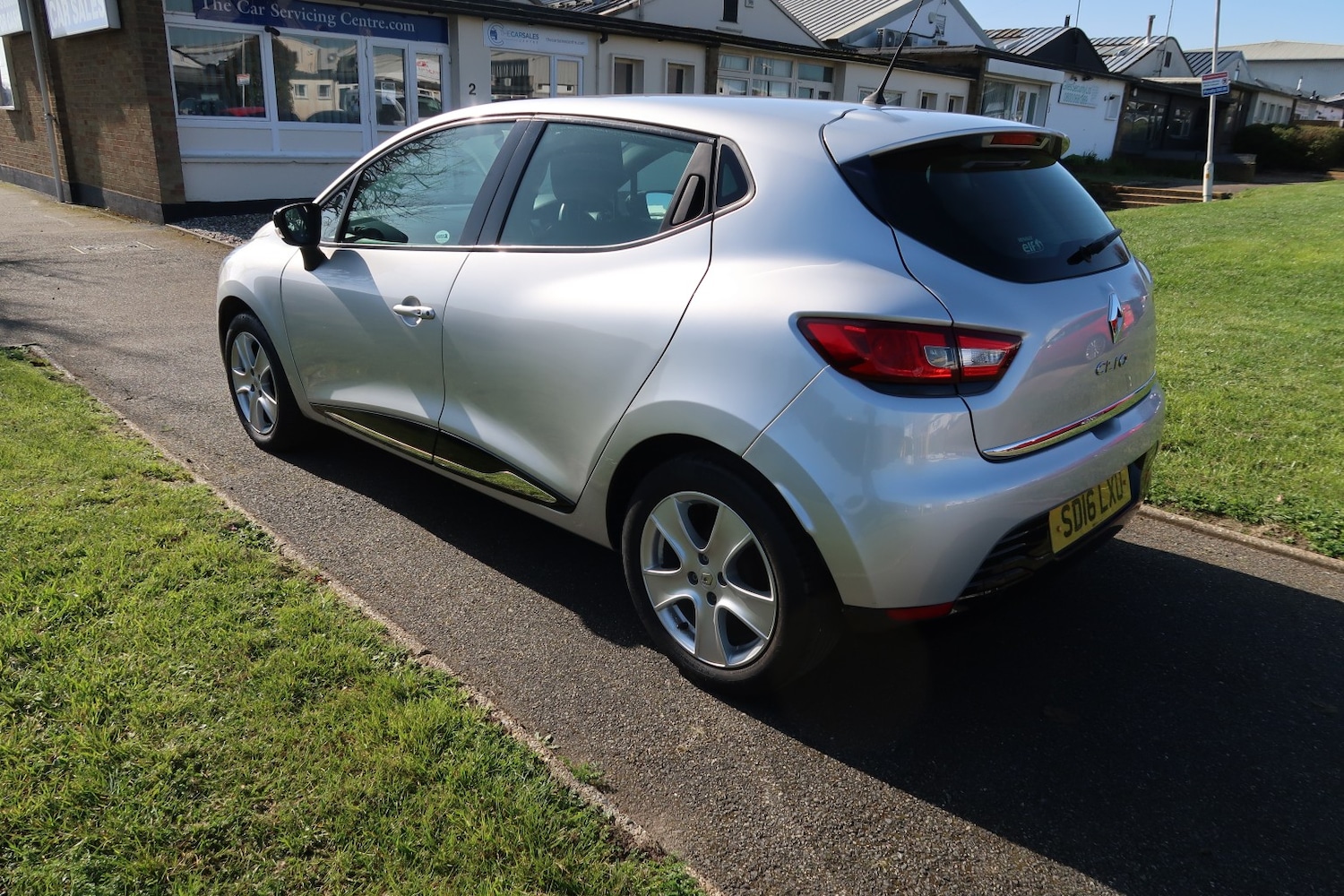 Used Renault Clio 2016 for sale - 77807114: Photo 10