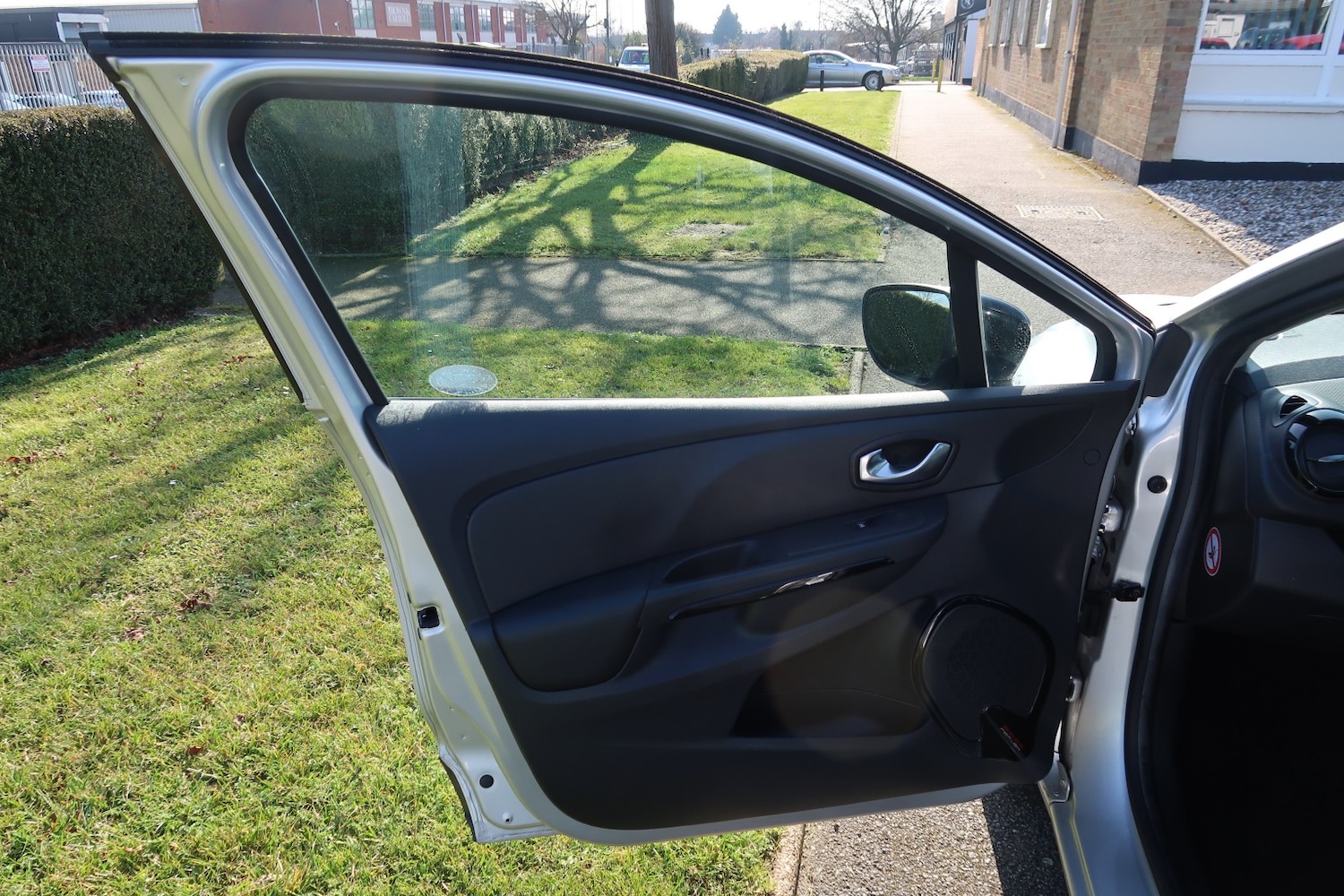 Used Renault Clio 2016 for sale - 77807114: Photo 24