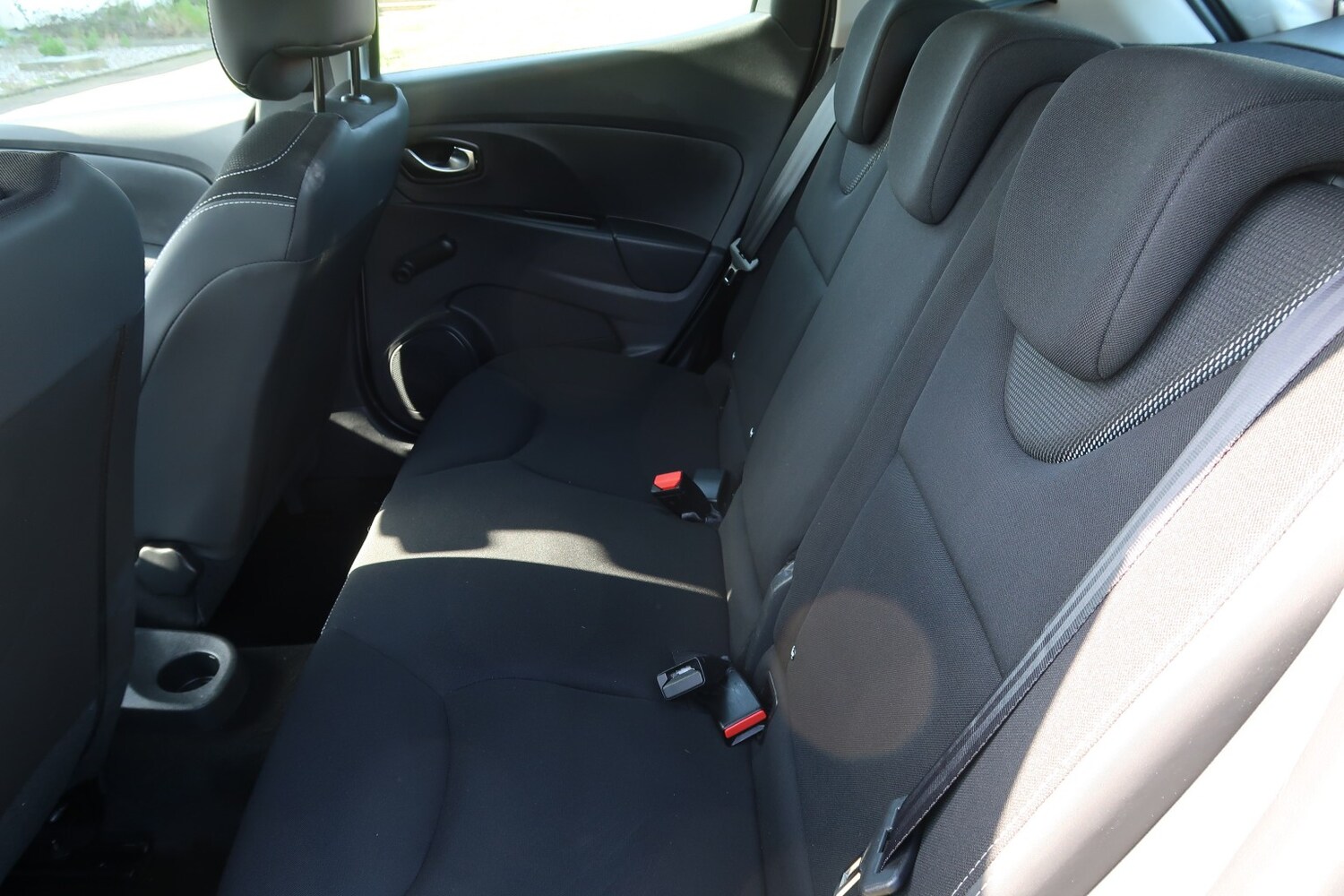 Used Renault Clio 2016 for sale - 77807114: Photo 28