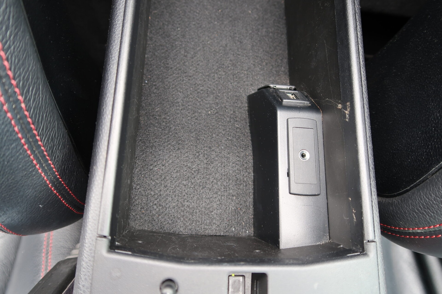Used Mercedes-Benz SLK 2012 for sale - 76037340: Photo 33