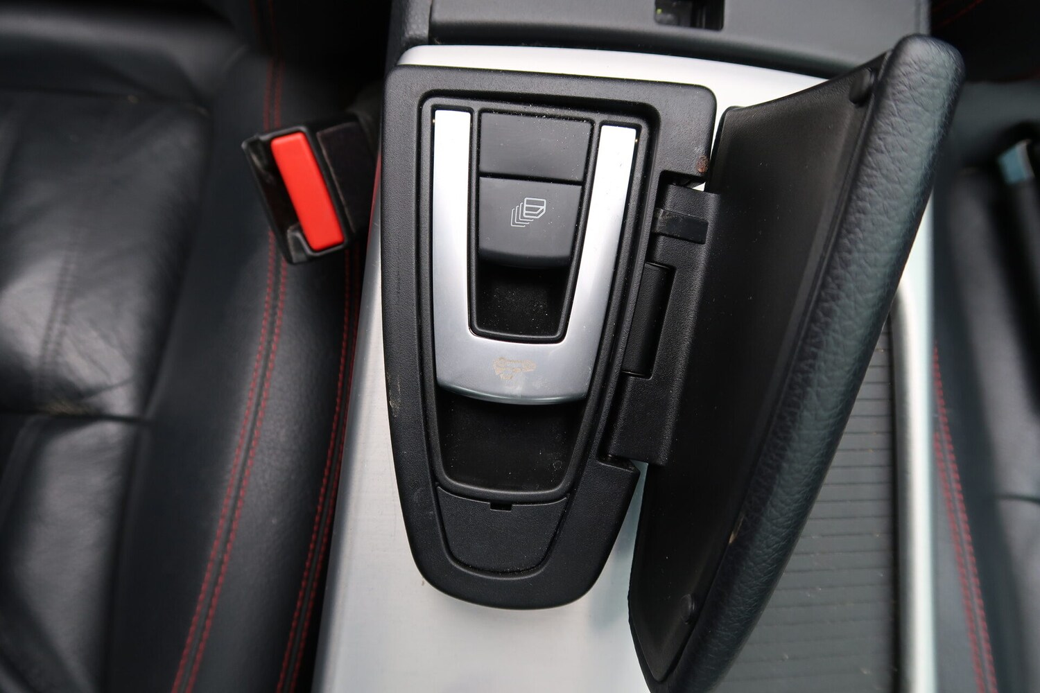 Used Mercedes-Benz SLK 2012 for sale - 76037340: Photo 34