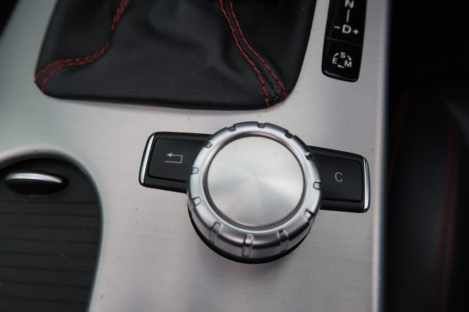 Used Mercedes-Benz SLK 2012 for sale - 76037340: Photo 36