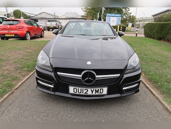 Used Mercedes-Benz SLK 2012 for sale - 76037340: Photo