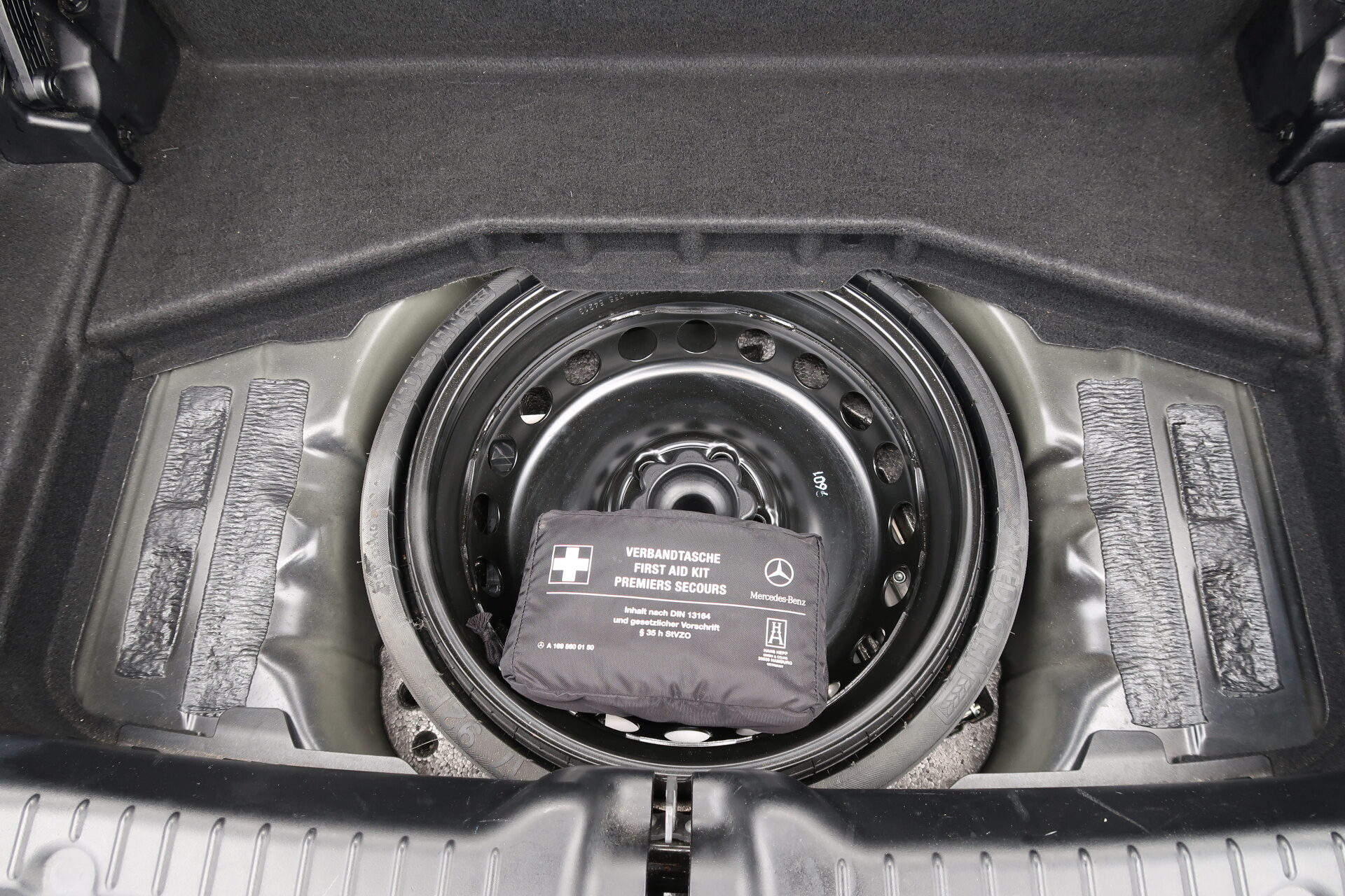 Used Mercedes-Benz SLK 2012 for sale - 76037340: Photo 66