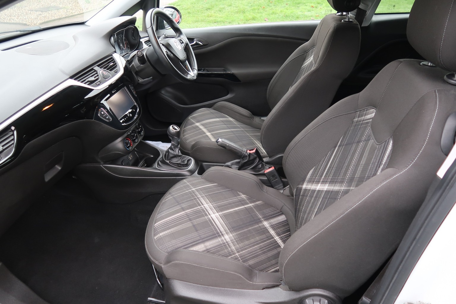 Used Vauxhall Corsa 2016 for sale - 77258599: Photo 26