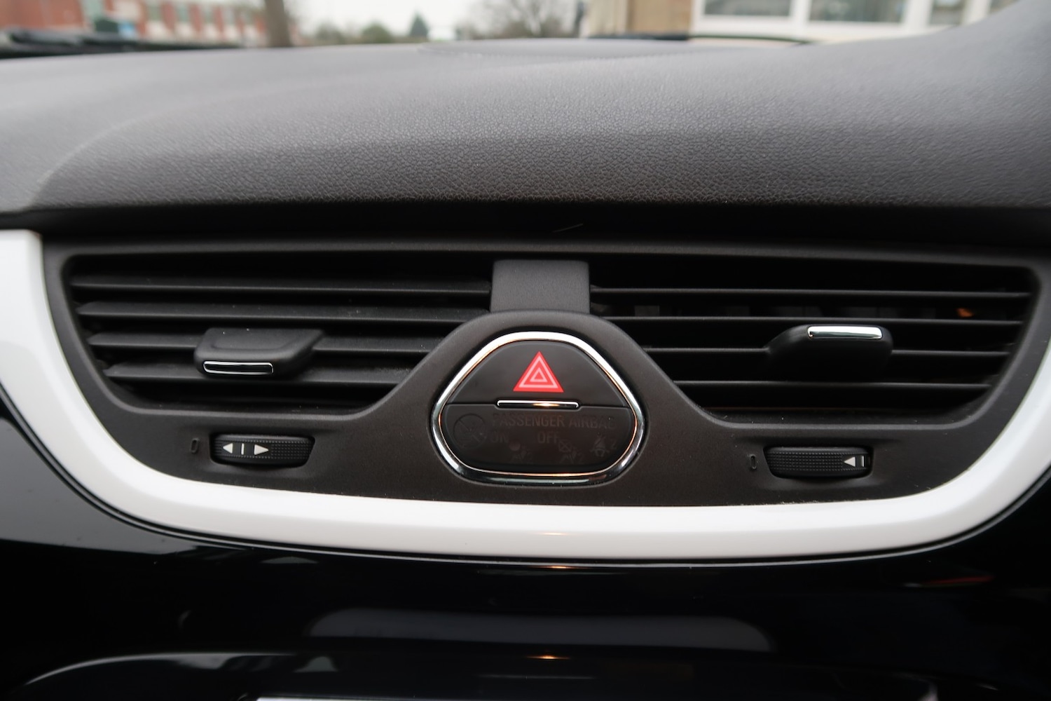 Used Vauxhall Corsa 2016 for sale - 77258599: Photo 44