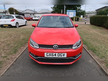 Used Volkswagen Polo 2014 for sale - 79060092: Photo