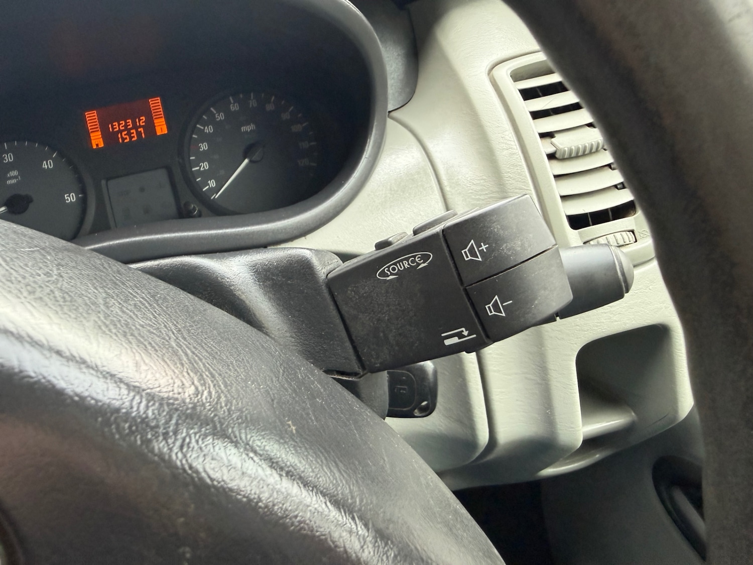 Used Vauxhall Vivaro 2012 for sale - 77038686: Photo 10