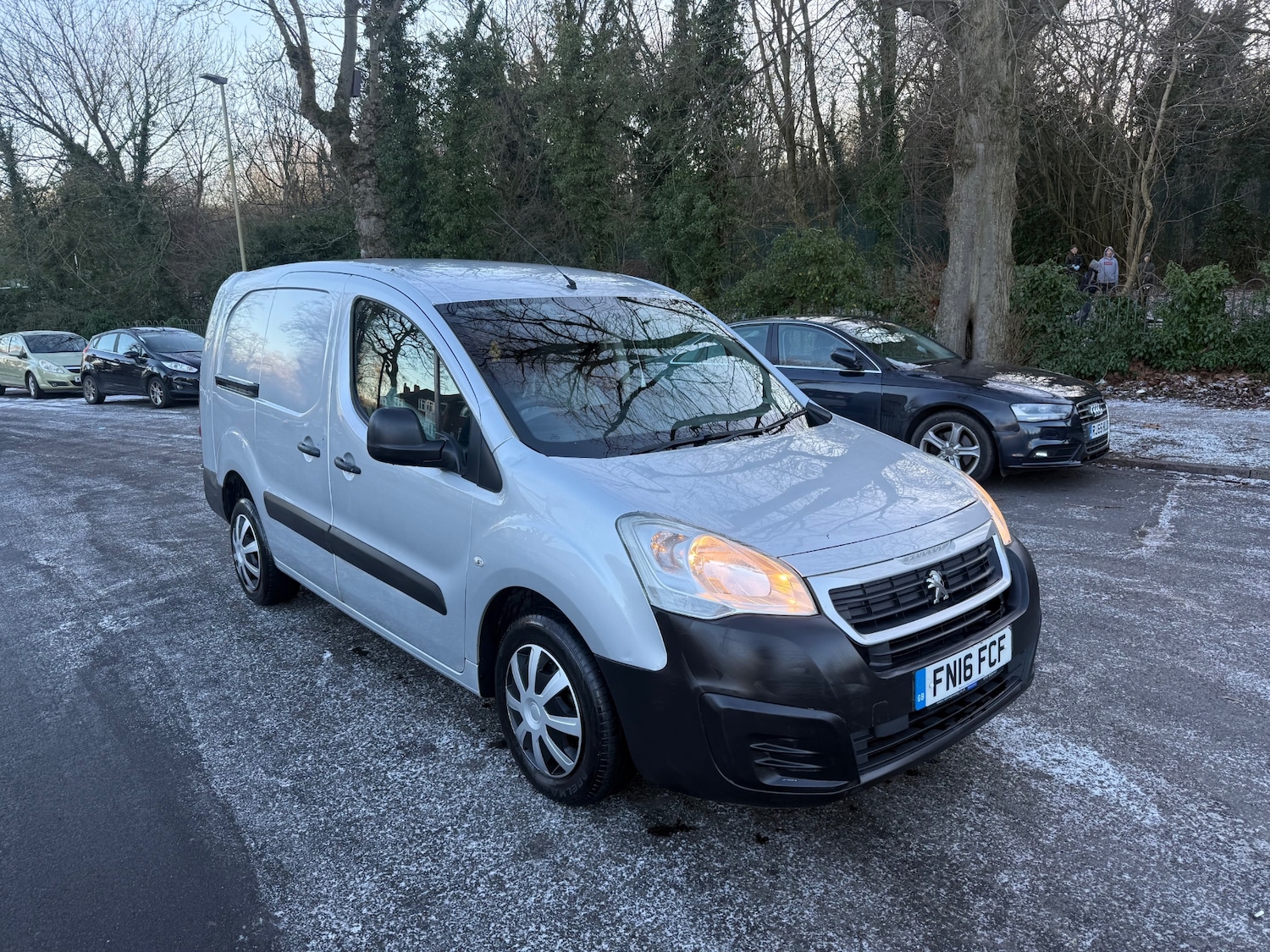 Used Peugeot Partner 2016 for sale - 77135578: Photo 2