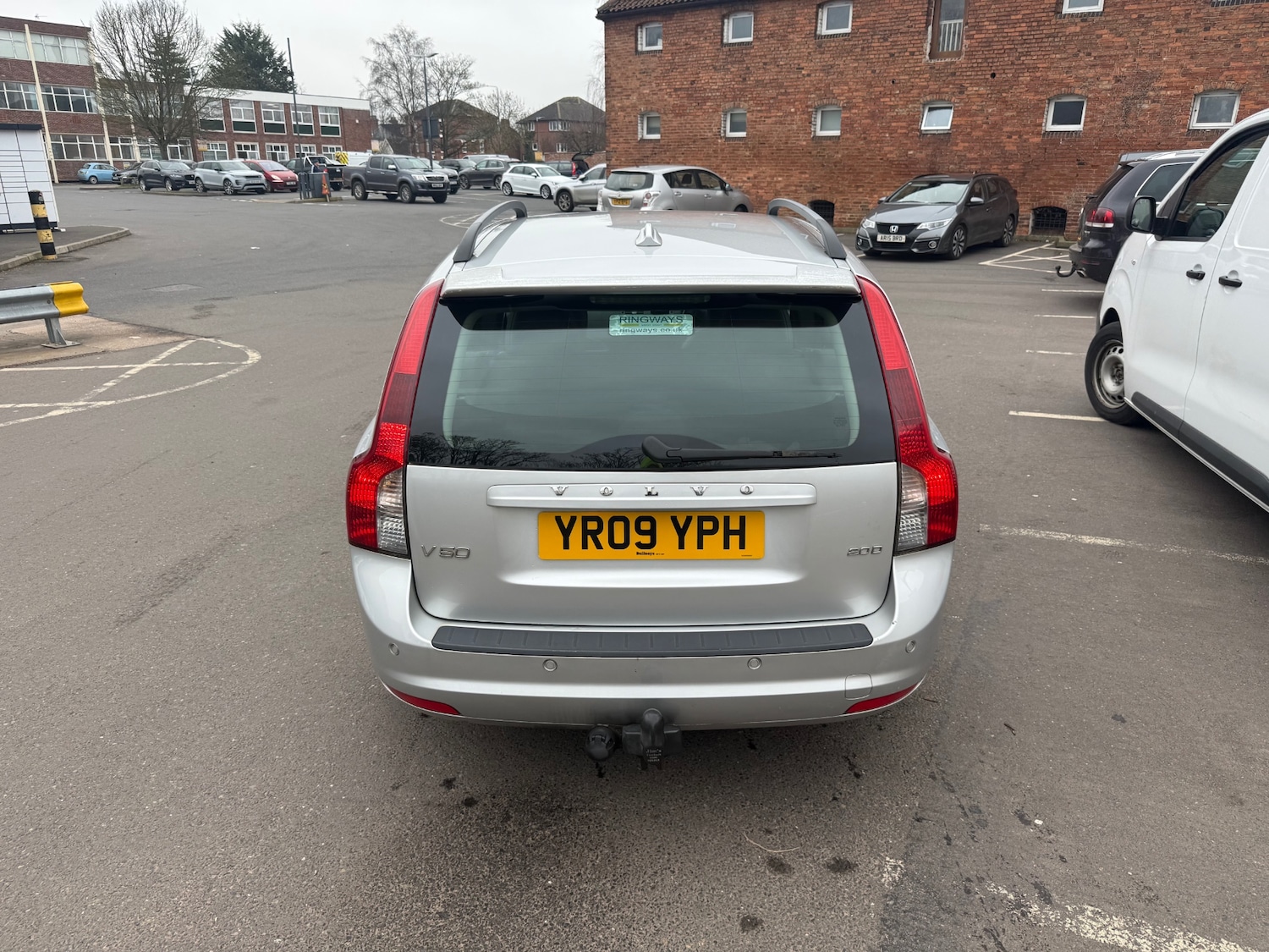 Used Volvo V50 2009 for sale - 77522419: Photo 4