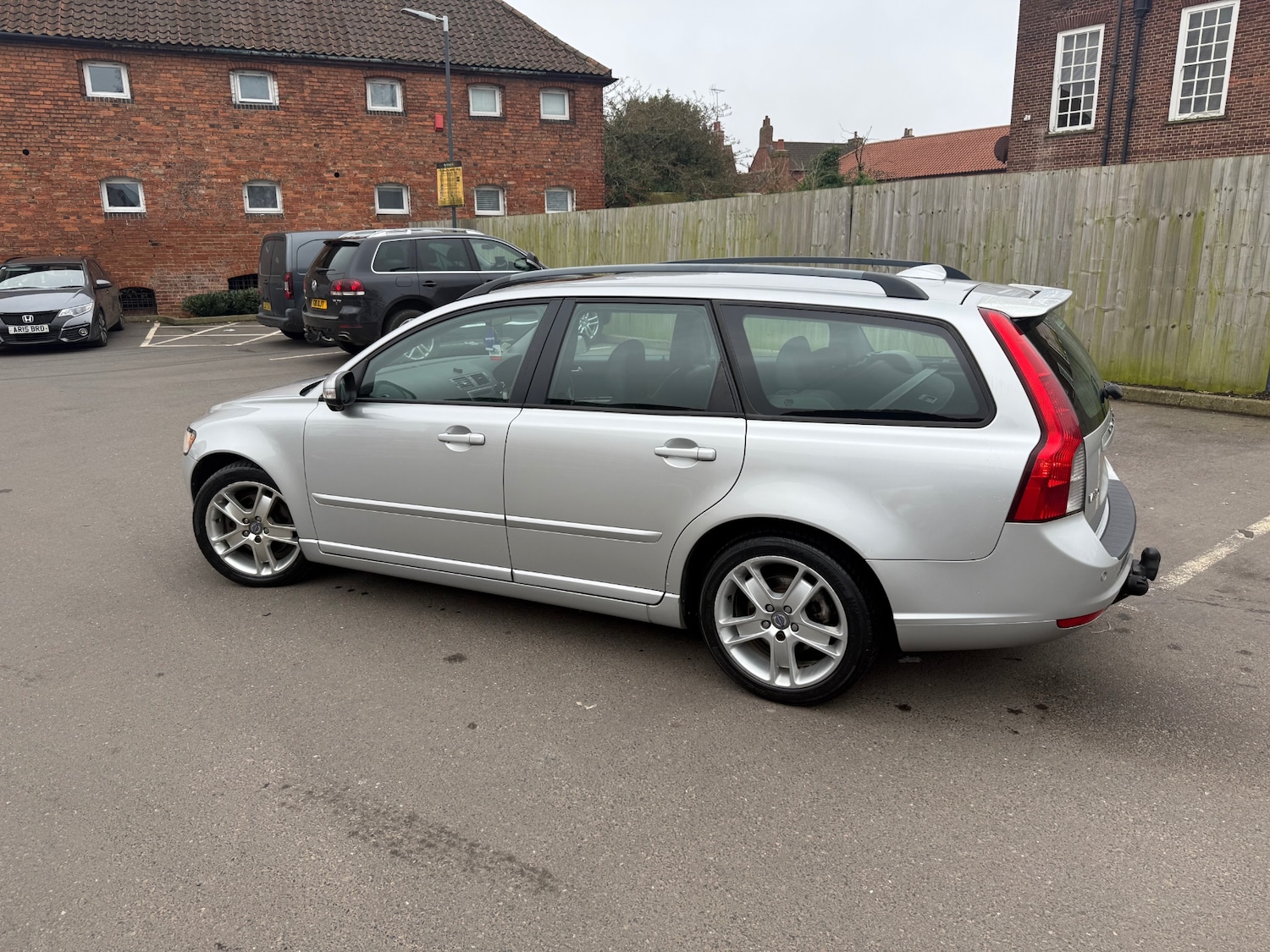 Used Volvo V50 2009 for sale - 77522419: Photo 5