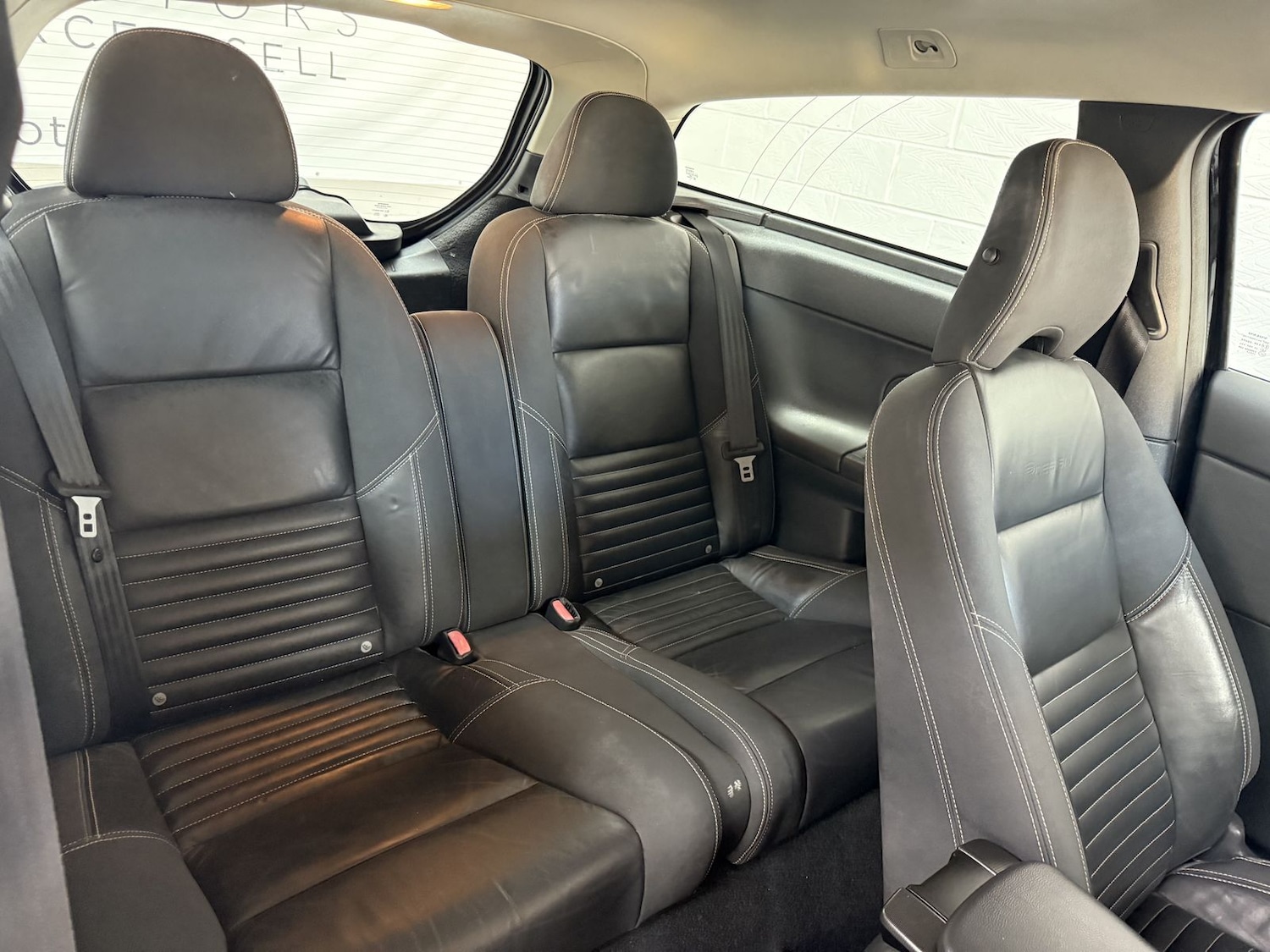 Used Volvo C30 2011 for sale - 76142690: Photo 7