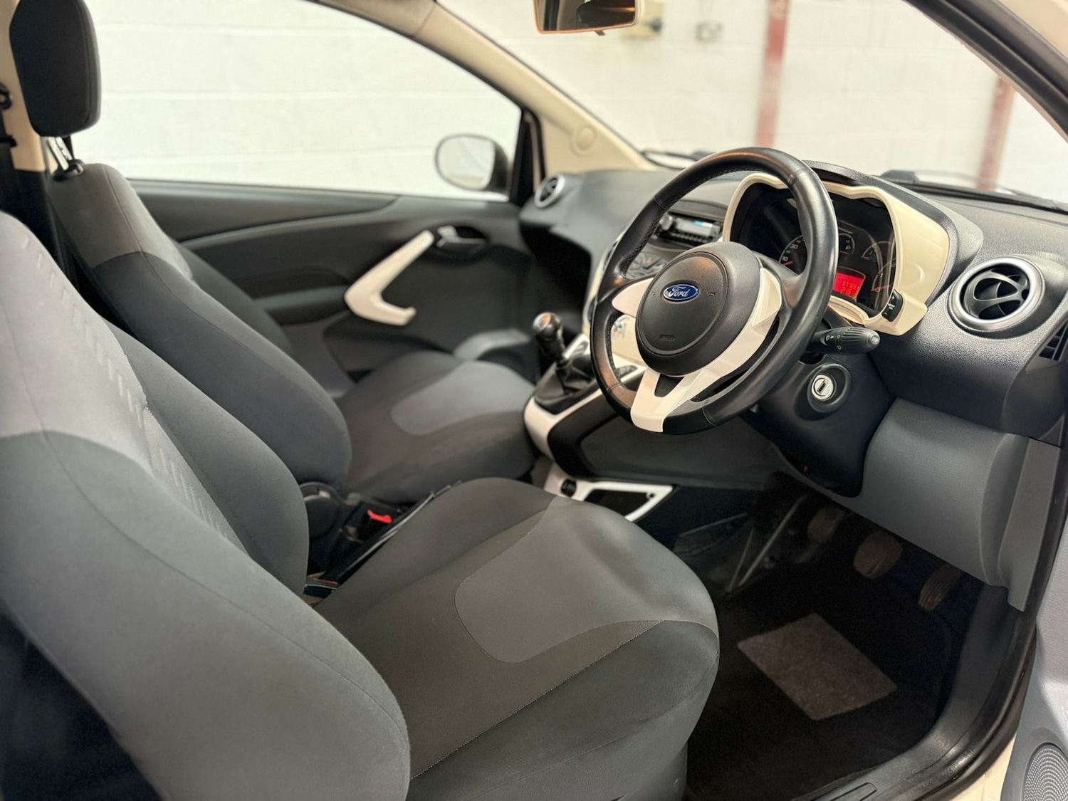 Used Ford Ka 2010 for sale - 76142693: Photo 13