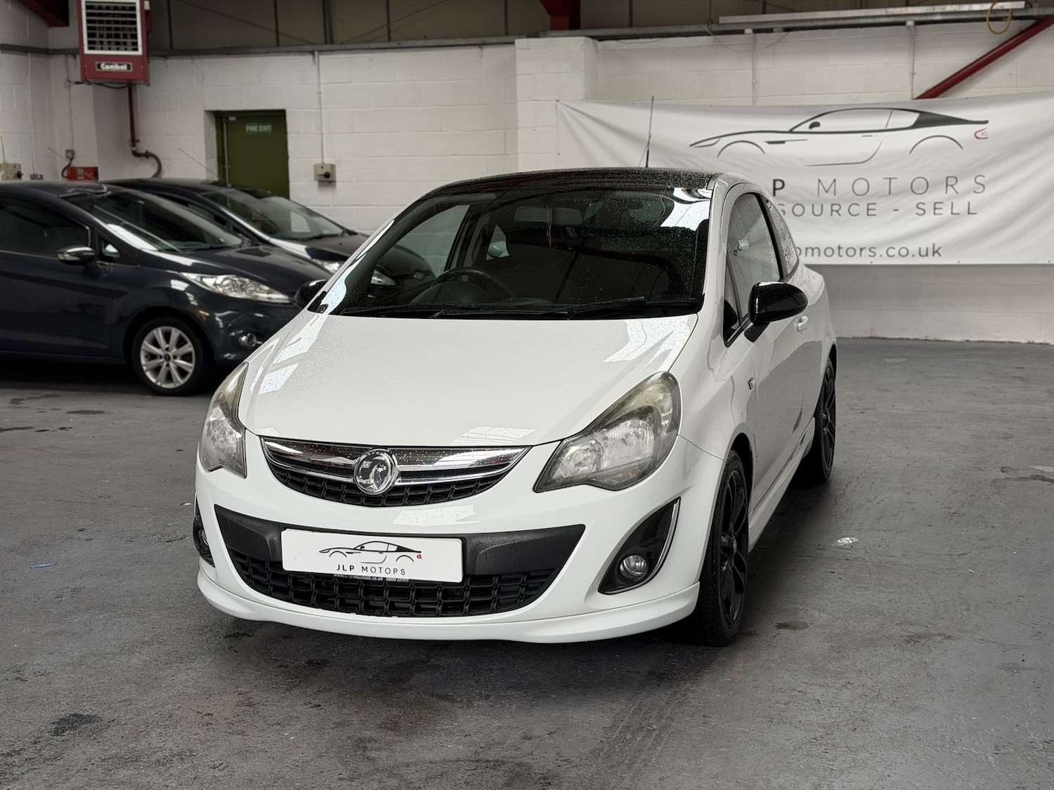 Used Vauxhall Corsa 2013 for sale - 77269441: Photo 3