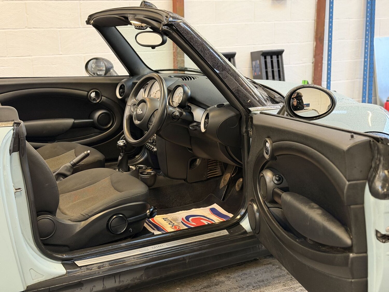 Used MINI Convertible 2013 for sale - 77539952: Photo 7