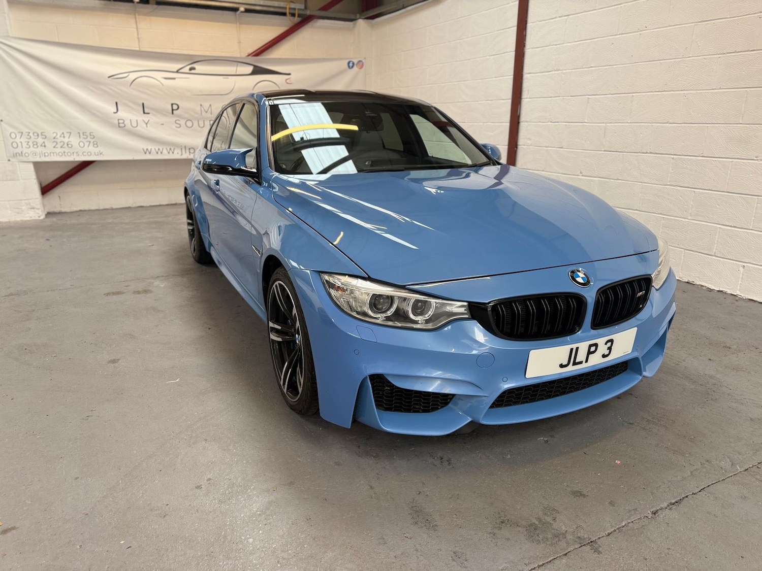 Used BMW 3 Series 2016 for sale - 76180220: Photo 2