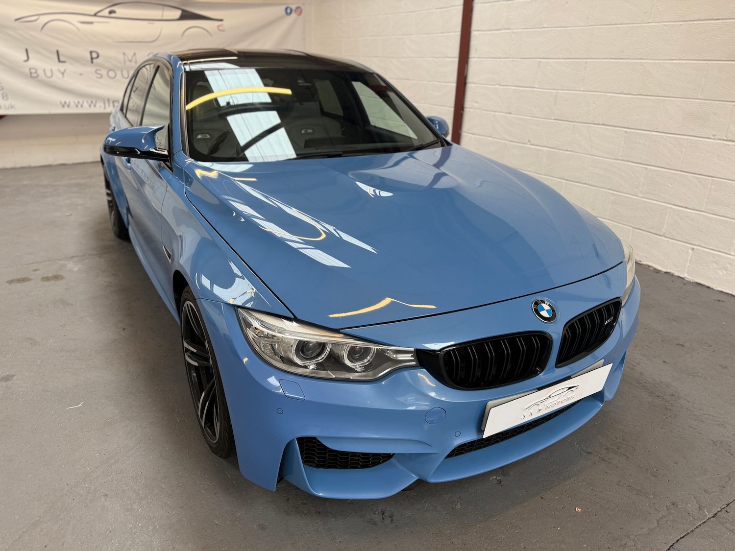 Used BMW 3 Series 2016 for sale - 76180220: Photo 3