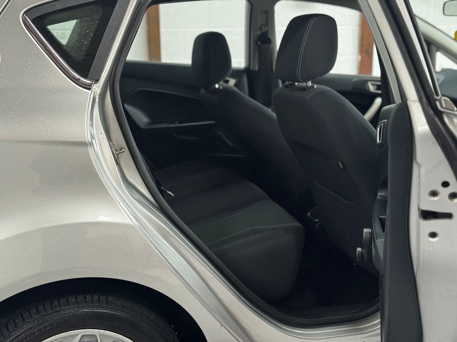 Used Ford Fiesta 2012 for sale - 76400591: Photo 8