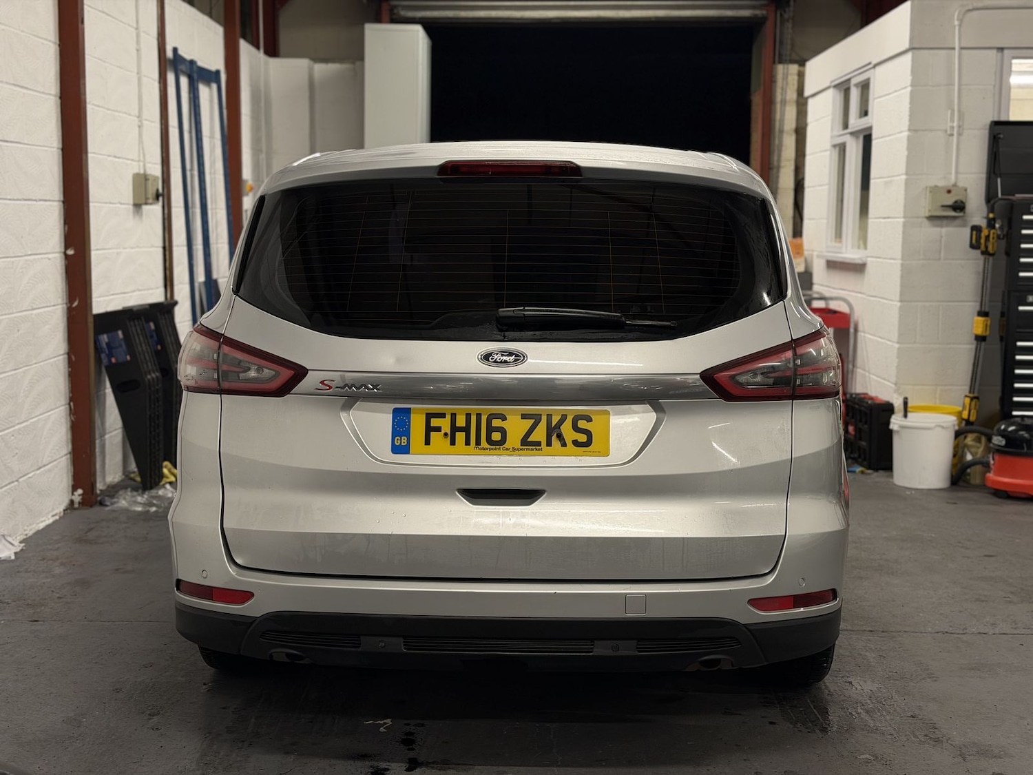 Used Ford S-Max 2016 for sale - 77526247: Photo 5