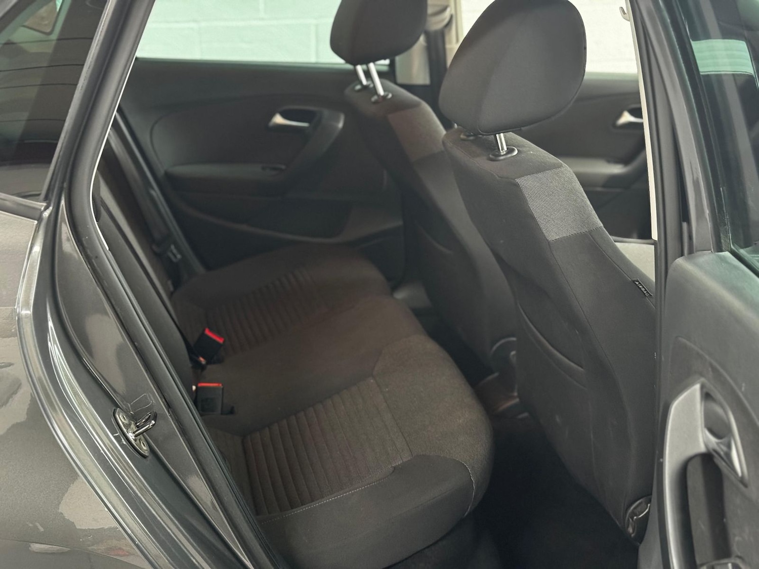 Used Volkswagen Polo 2011 for sale - 76285551: Photo 11