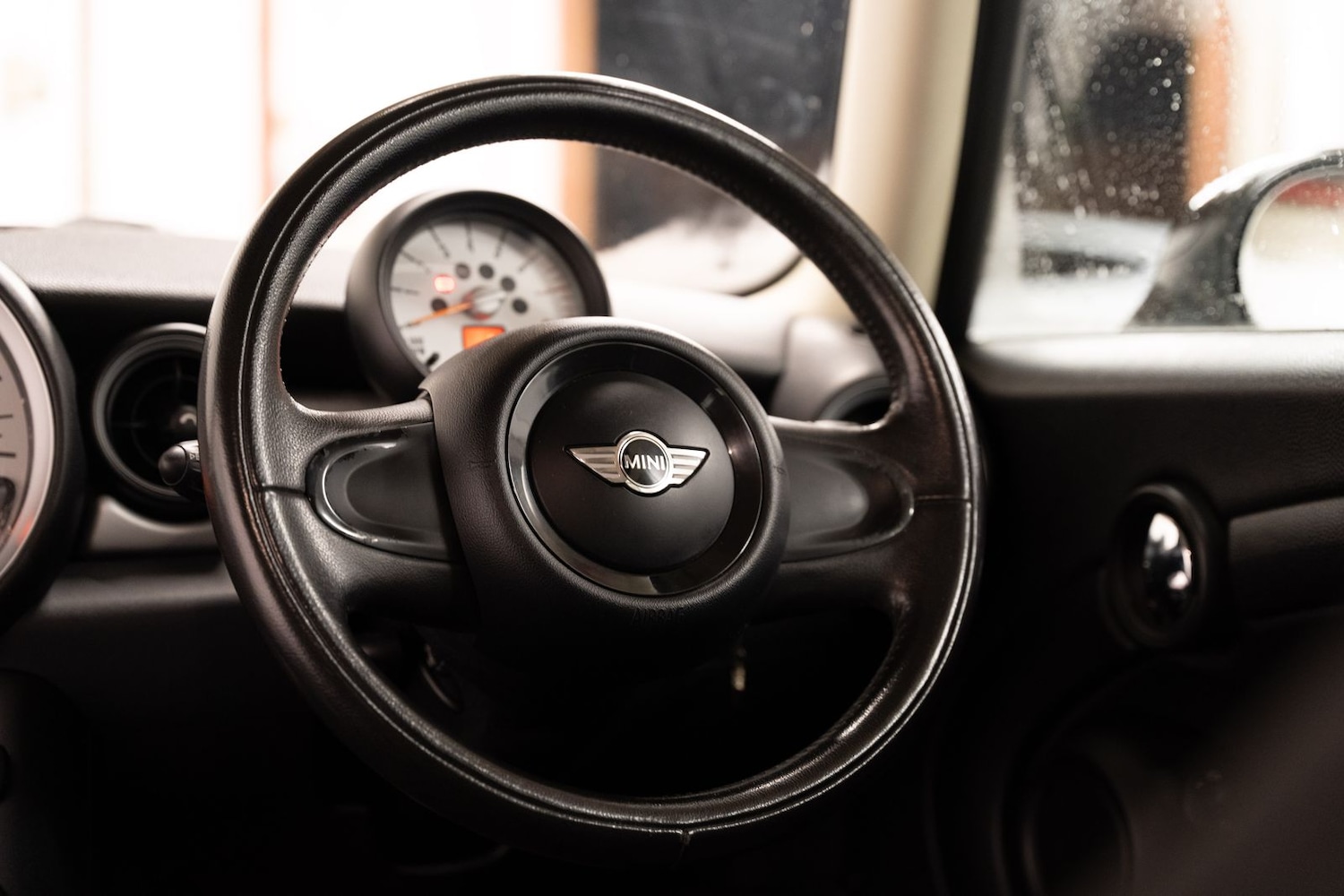 Used MINI Hatch 2011 for sale - 76635897: Photo 18