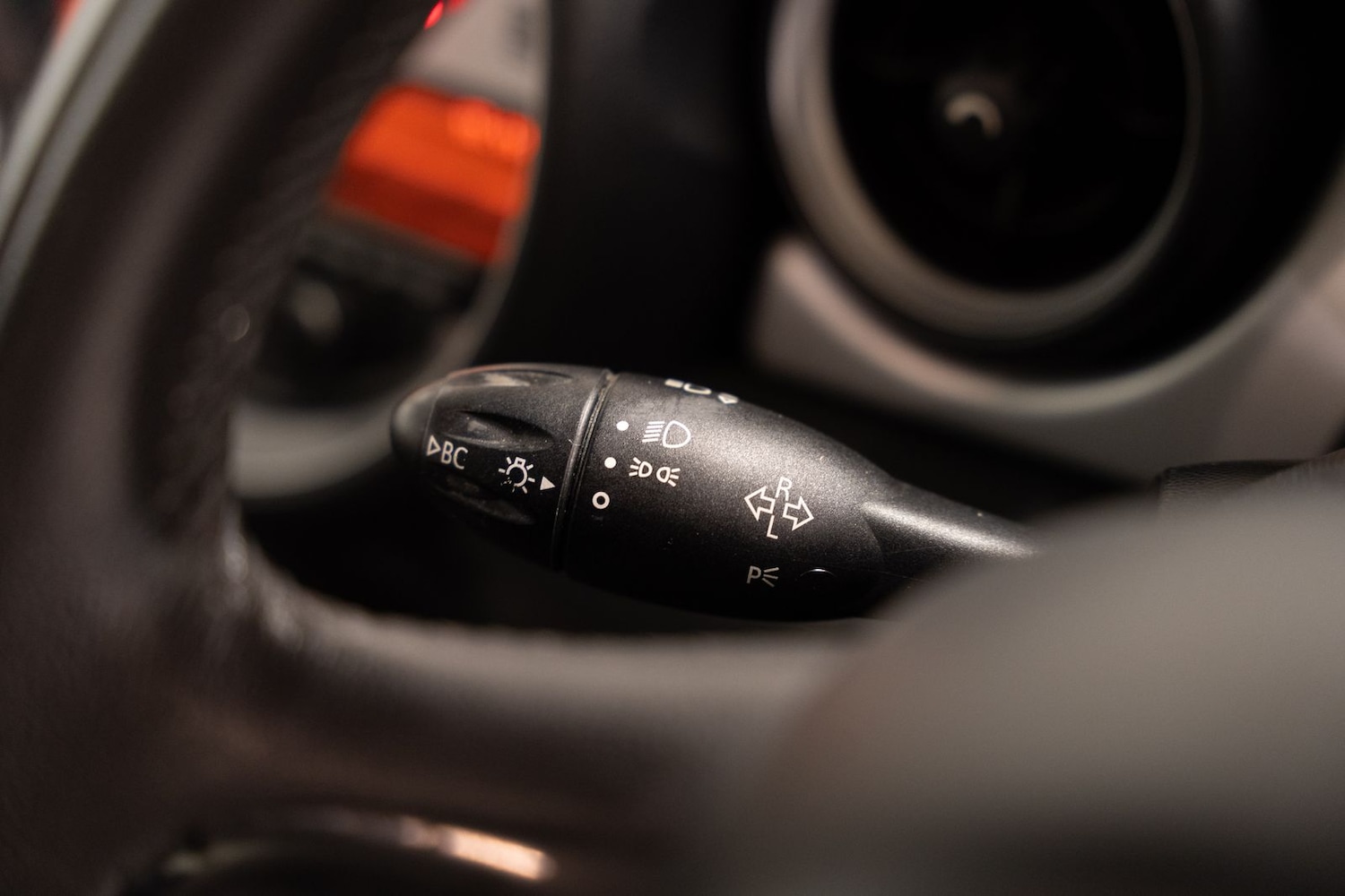 Used MINI Hatch 2011 for sale - 76635897: Photo 24