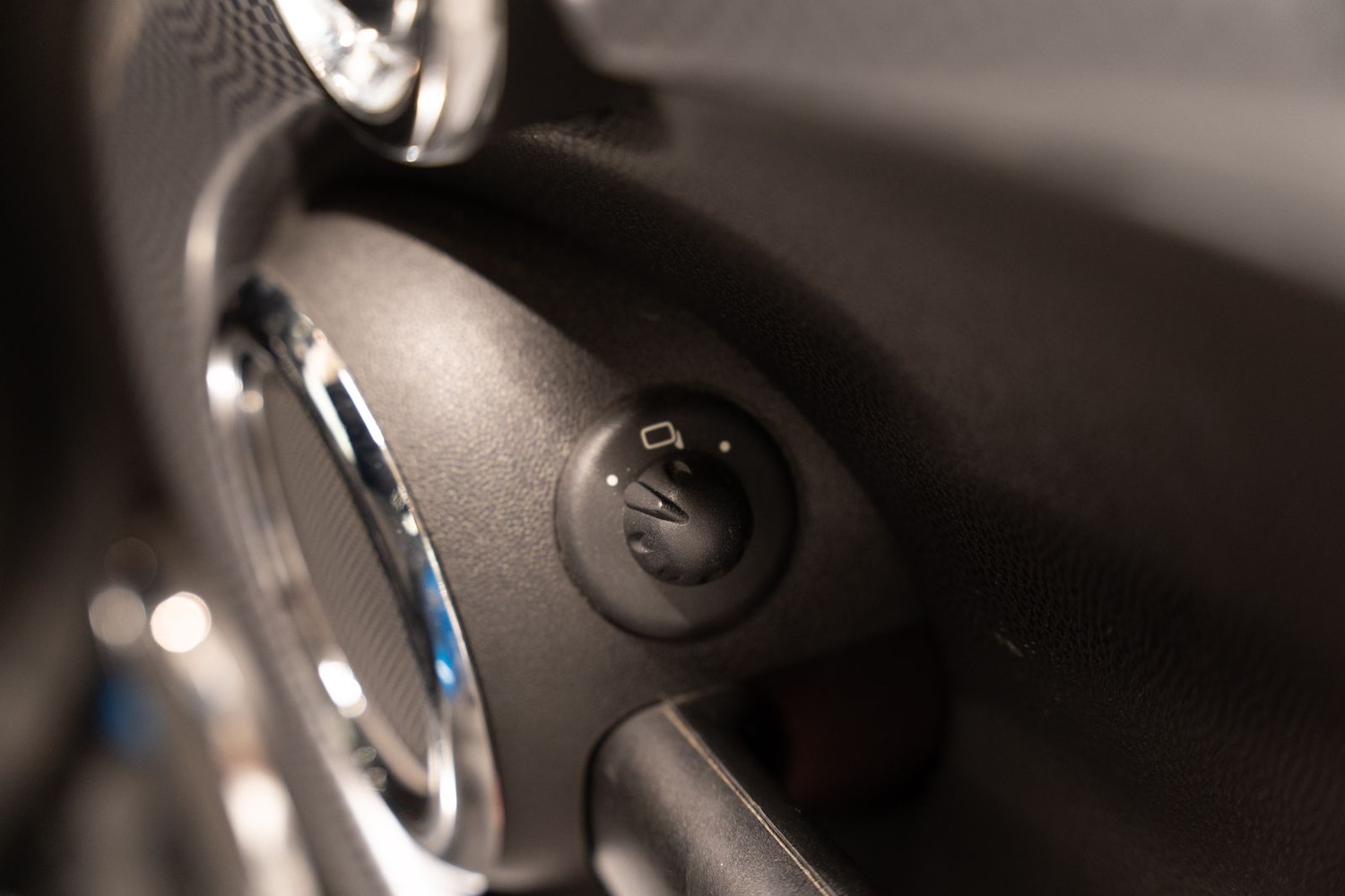 Used MINI Convertible 2010 for sale - 76635914: Photo 19