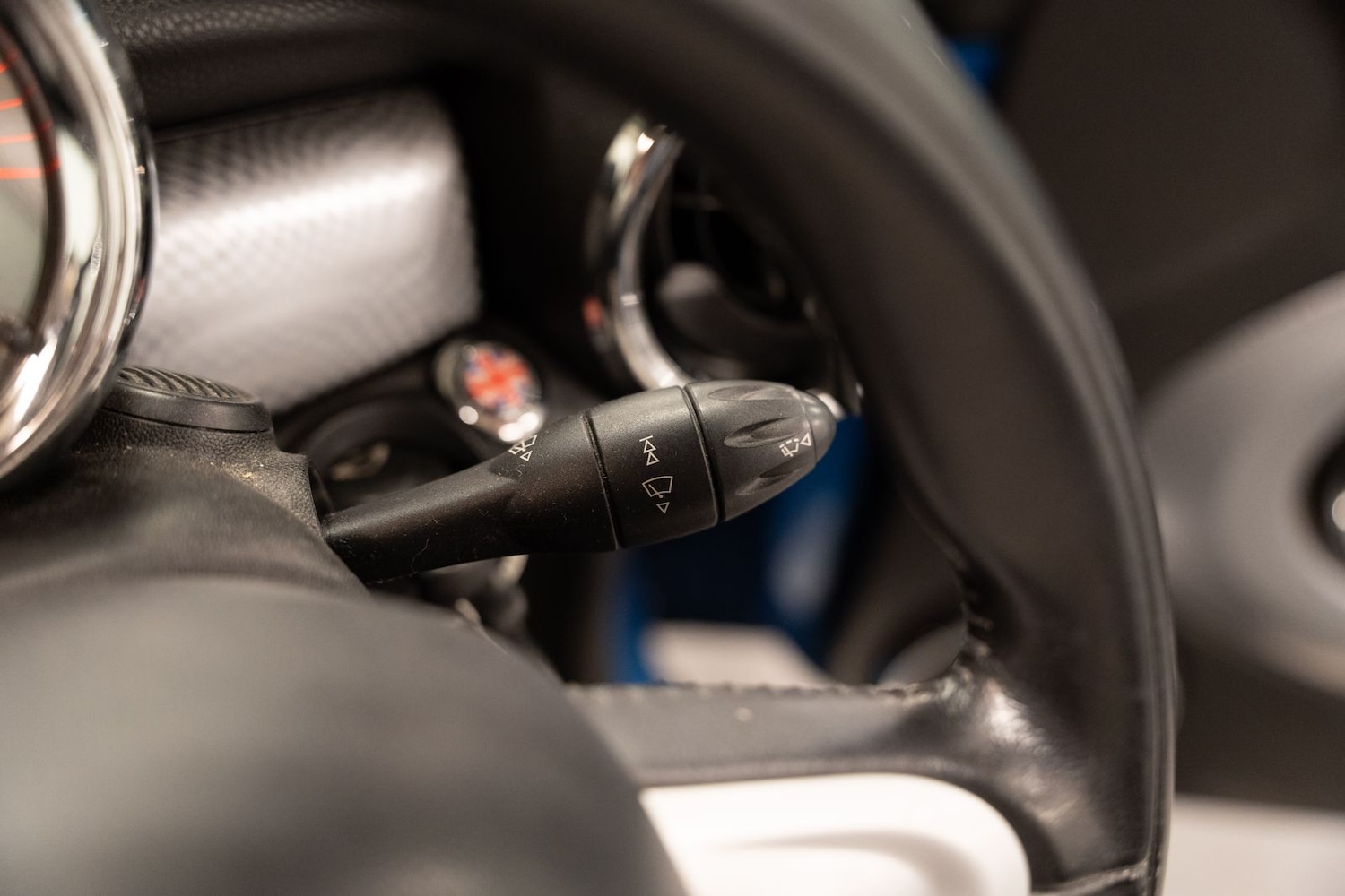 Used MINI Convertible 2010 for sale - 76635914: Photo 27