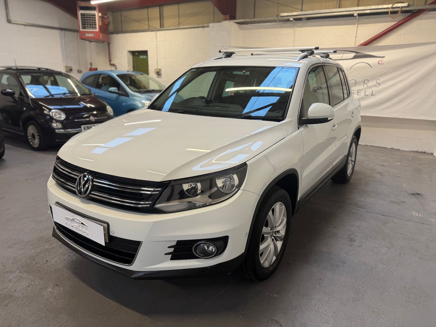 Used Volkswagen Tiguan 2014 for sale - 76251706: Photo 2