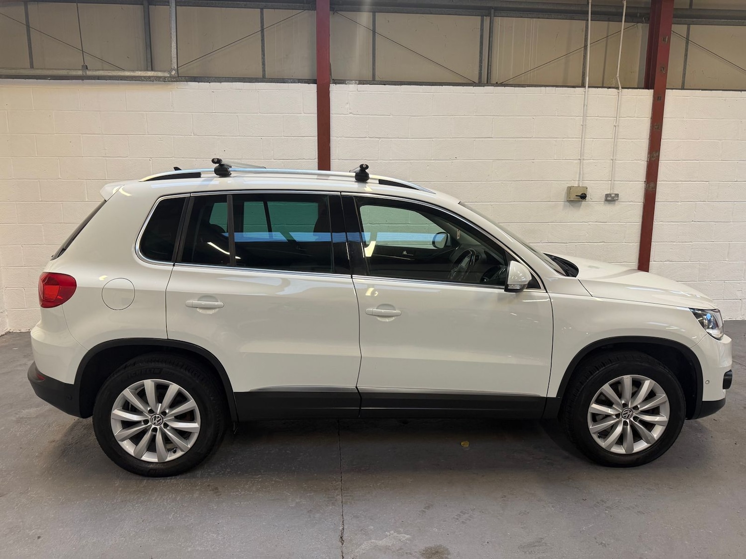 Used Volkswagen Tiguan 2014 for sale - 76251706: Photo 4