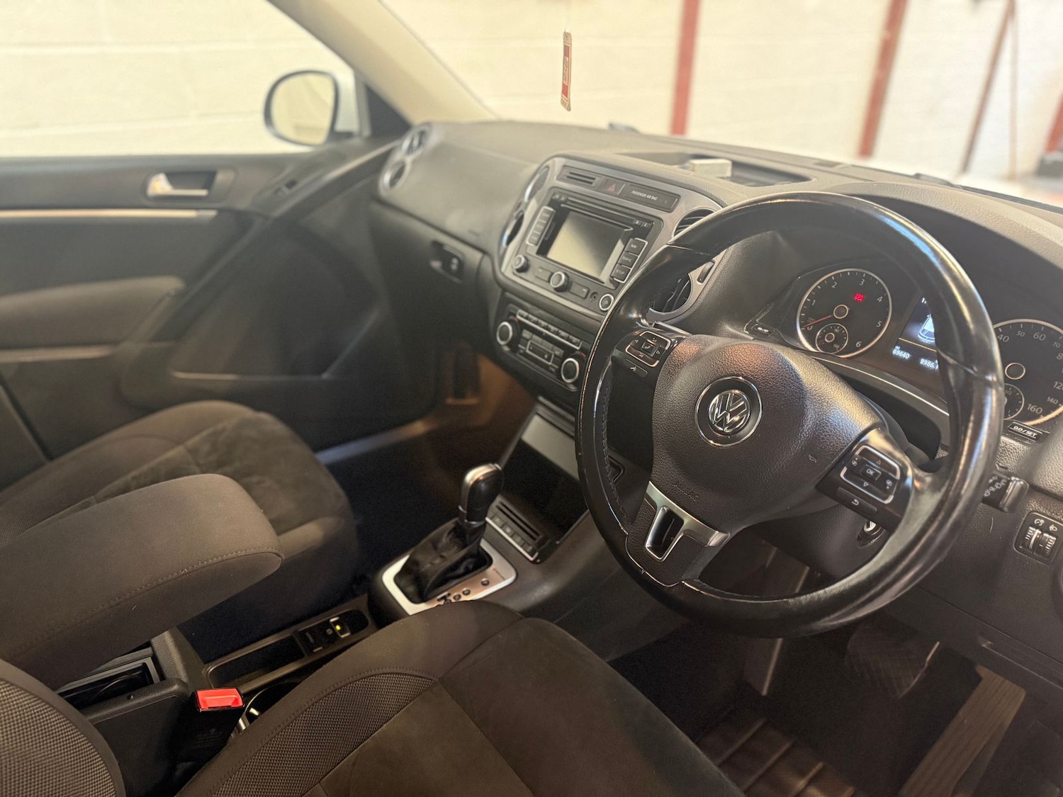 Used Volkswagen Tiguan 2014 for sale - 76251706: Photo 8