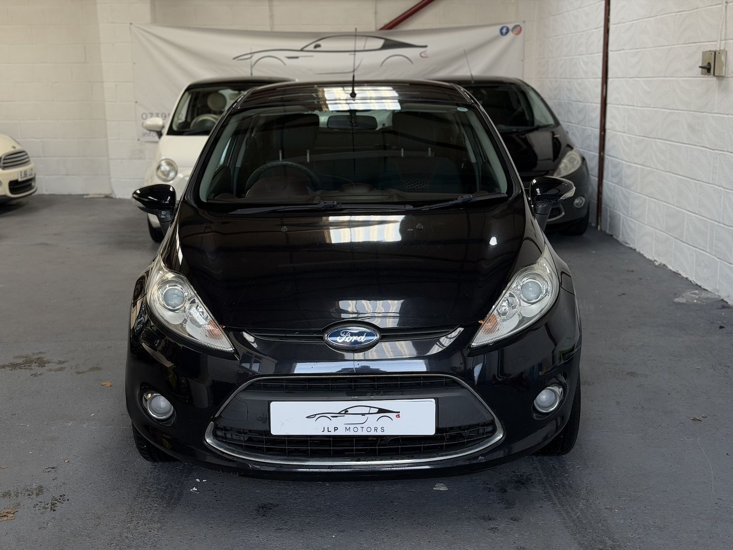 Used Ford Fiesta 2010 for sale - 76999740: Photo 2