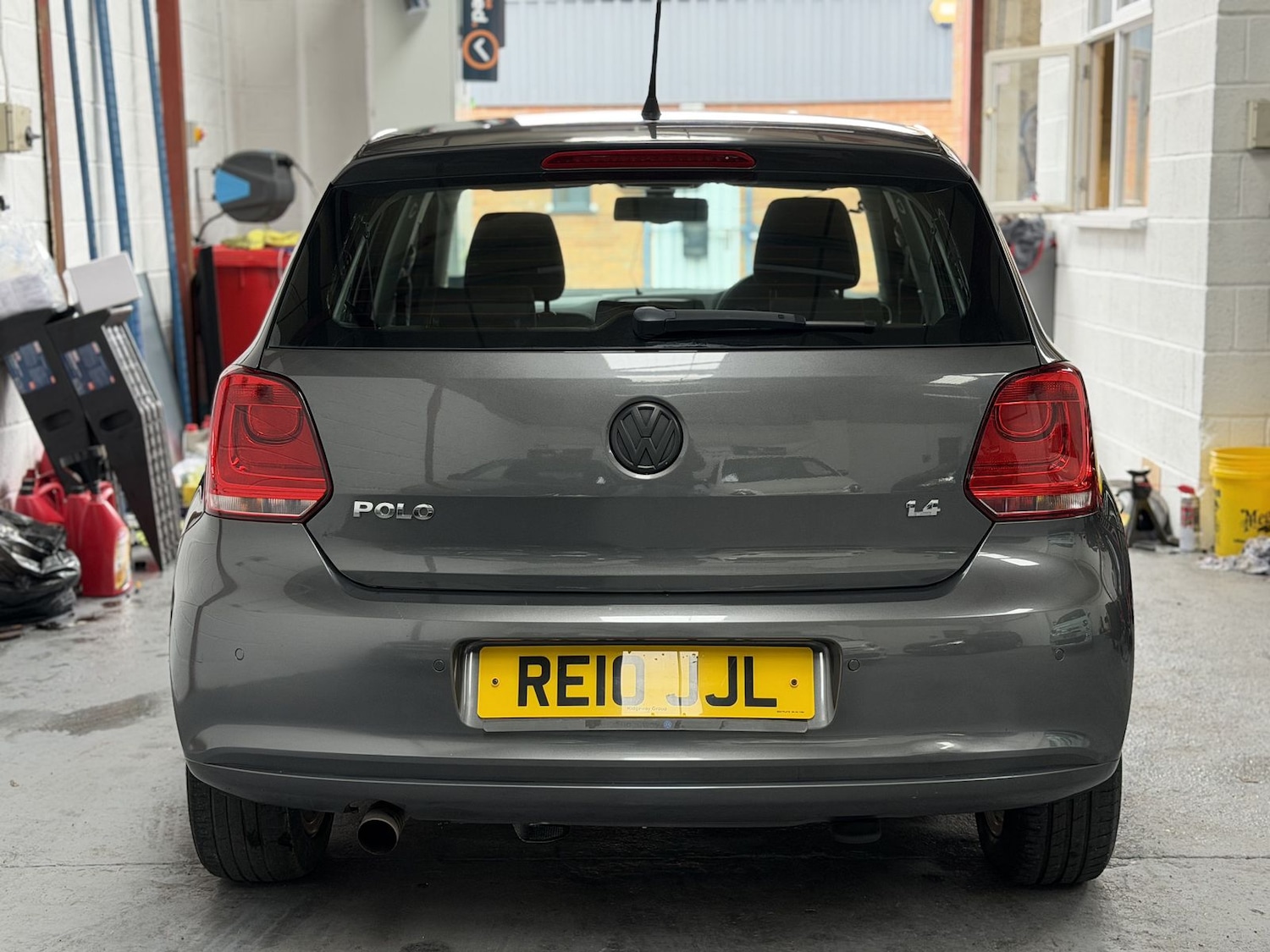 Used Volkswagen Polo 2010 for sale - 77995204: Photo 5