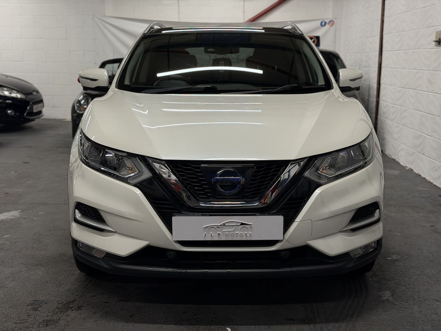 Used Nissan Qashqai 2017 for sale - 77526263: Photo 2