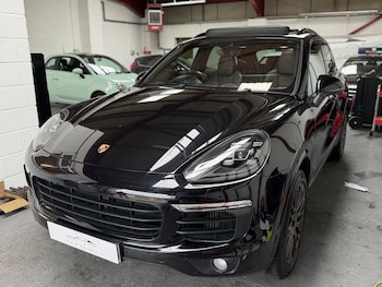 Used Porsche Cayenne 2018 for sale - 78009454: Photo