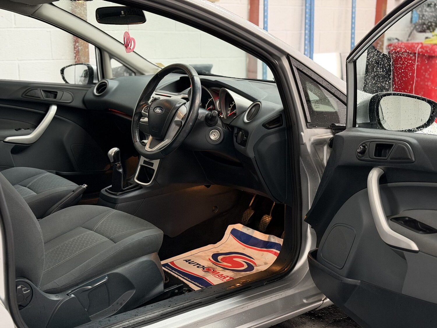 Used Ford Fiesta 2010 for sale - 77480317: Photo 7