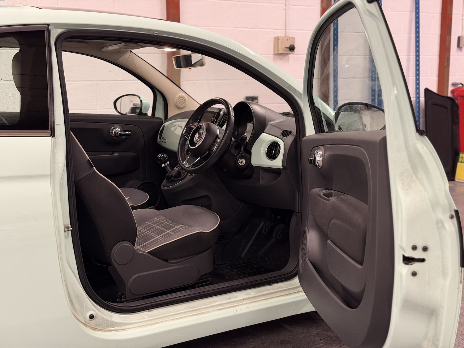 Used Fiat 500 2016 for sale - 77244704: Photo 7