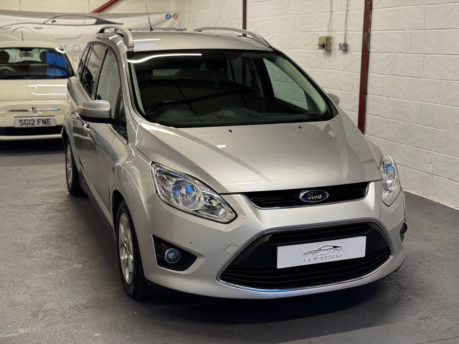 Used Ford Grand C-Max 2014 for sale - 76378585: Photo 3