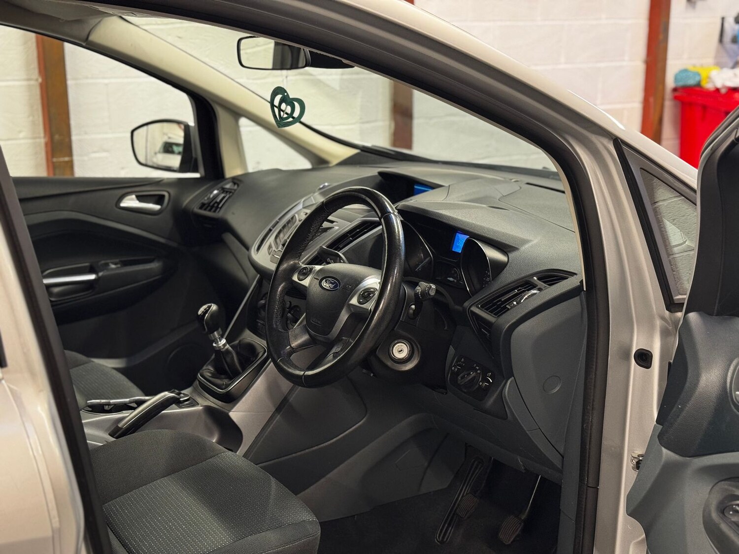Used Ford Grand C-Max 2014 for sale - 76378585: Photo 4