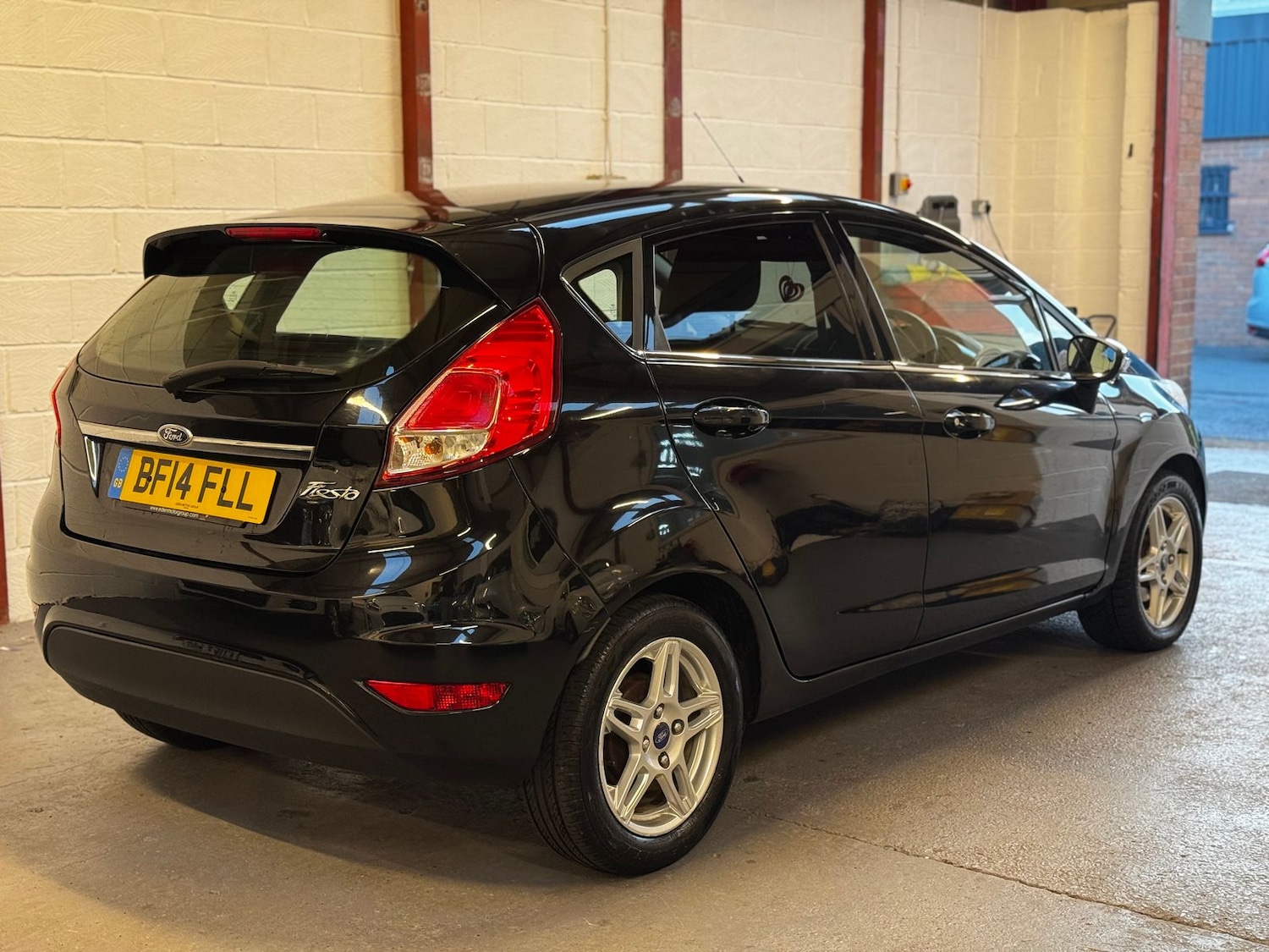 Used Ford Fiesta 2014 for sale - 76400595: Photo 4