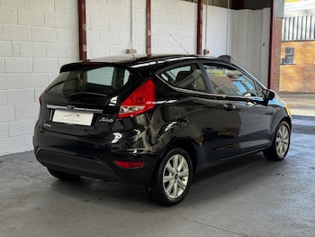 Used Ford Fiesta 2009 for sale - 76410449: Photo