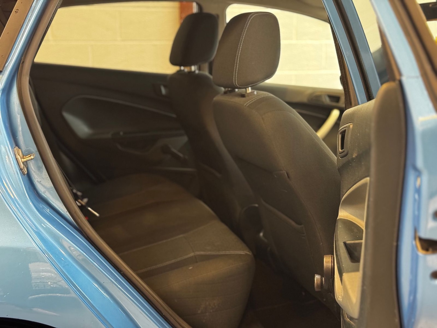 Used Ford Fiesta 2011 for sale - 76410437: Photo 8